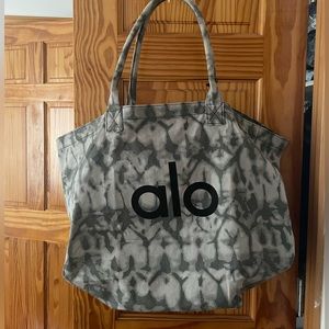 Brand New Alo Yoga Tote